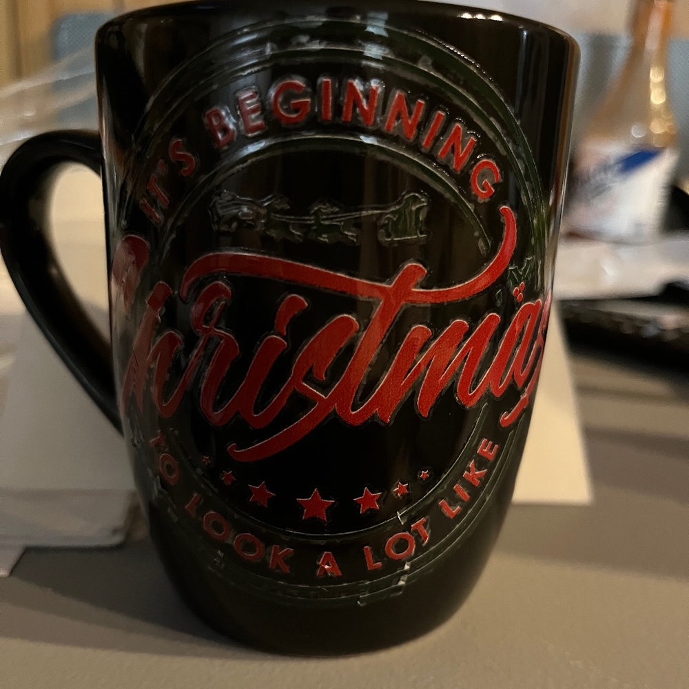 Black mug
